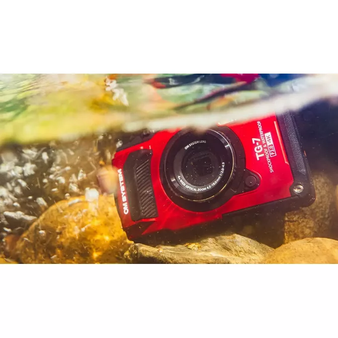 Olympus Aparat TG-7 czerwony