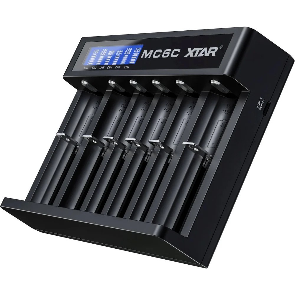 XTAR ŁADOWARKA DO AKUMULATORÓW LI-ION MC6C